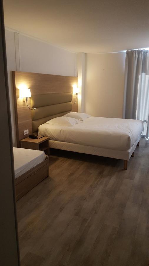 Yes Hotel Avignon Buitenkant foto